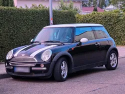 Schwarz Gebraucht 2001 Mini Cooper Kleinwagen | 1.400 €