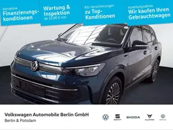 Nightshade blue metallic Gebraucht 2024 VW Tiguan Life SUV | 32.430 € (Guter Preis)