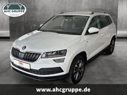 Weiss Gebraucht 2020 Skoda Karoq Drive SUV | 19.990 € (Fairer Preis)