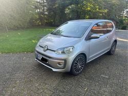 Grau Gebraucht 2018 VW up! Kleinwagen | 5.650 €