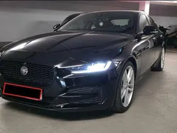 Schwarz Gebraucht 2020 Jaguar XE SE Limousine | 28.000 € (Etwas zu teuer)
