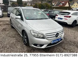 Silber Gebraucht 2013 Mercedes B180 Van / Kleinbus | 10.900 € (Fairer Preis)