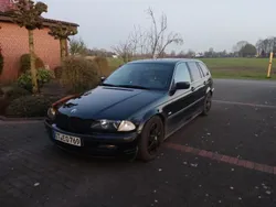 Schwarz Gebraucht 2001 BMW 320 Performance Kombi | 3.100 € (Fairer Preis)