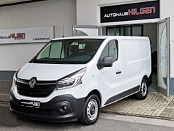 Weiß Gebraucht 2020 Renault Trafic Komfort Van / Kleinbus | 18.950 € (Guter Preis)