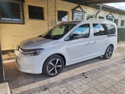 Weiß Gebraucht 2022 VW Caddy Van / Kleinbus | 45.000 €