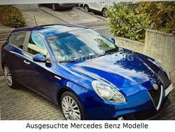 Blu anodizzato (metallic) Gebraucht 2017 Alfa Romeo Giulietta Super Kleinwagen | 12.500 € (Guter Preis)