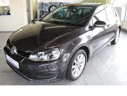 Grau metallic Gebraucht 2015 VW Golf VII LOUNGE Limousine | 13.222 € (Fairer Preis)