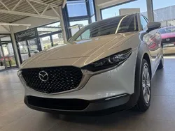 Weiß Neu 2025 Mazda CX-30 Exclusive-Line SUV | 33.499 €