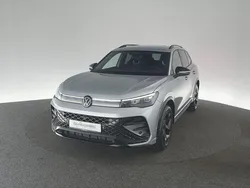 Silber Gebraucht 2024 VW Tiguan R-line SUV | 46.490 € (Superpreis)