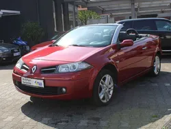Rot dyna Gebraucht 2010 Renault Mégane Cabriolet LIMITED Cabrio | 5.990 €