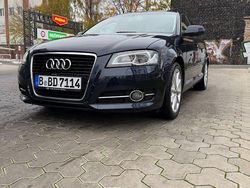 Blau Gebraucht 2010 Audi A3 Ambiente Limousine | 9.990 € (Teuer)