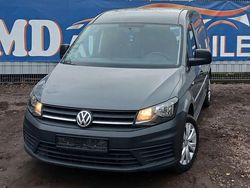 Grau Gebraucht 2018 VW Caddy Maxi Van / Kleinbus | 8.490 € (Guter Preis)