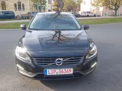 Schwarz Gebraucht 2014 Volvo V60 Kinetic Kombi | 10.400 € (Teuer)