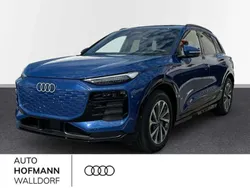 Ascariblau metallic Gebraucht 2025 Audi Q6 e-tron Ambiente SUV | 67.820 € (Teuer)
