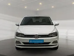 Weiß Gebraucht 2020 VW Polo Comfortline Limousine | 12.490 € (Fairer Preis)