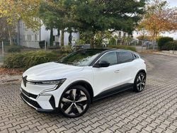 Weiß Gebraucht 2024 Renault Mégane Komfort Limousine | 24.980 € (Superpreis)