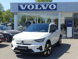 Crystal white Gebraucht 2024 Volvo EC40 Plus SUV | 39.900 € (Guter Preis)