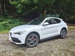 Weiß Gebraucht 2019 Alfa Romeo Stelvio Super SUV | 28.490 € (Guter Preis)
