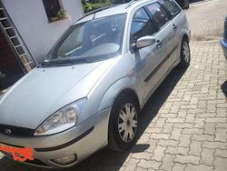 Silber Gebraucht 2004 Ford Focus Trend Kombi | 1.400 € (Fairer Preis)