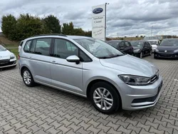 Silber Gebraucht 2015 VW Touran Van / Kleinbus | 12.999 € (Guter Preis)