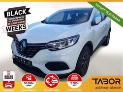 Weiss Gebraucht 2022 Renault Kadjar Equilibre SUV | 23.488 € (Etwas zu teuer)