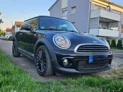Schwarz Gebraucht 2014 Mini ONE Kleinwagen | 5.800 €