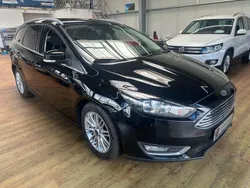 Schwarz Gebraucht 2017 Ford Focus Titanium Limousine | 6.950 € (Guter Preis)