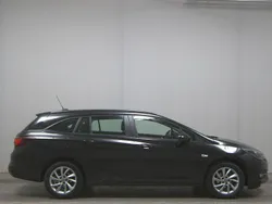 Schwarz Gebraucht 2022 Opel Astra Business Kombi | 11.280 € (Superpreis)