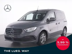 Magnetitgrau Gebraucht 2023 Mercedes T180 Style Van / Kleinbus | 24.885 € (Guter Preis)