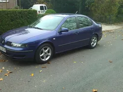 Blau metallic Gebraucht 2002 Seat Toledo Limousine | 3.900 €
