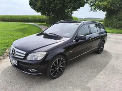 Schwarz Gebraucht 2009 Mercedes C180 Kombi | 7.250 € (Fairer Preis)