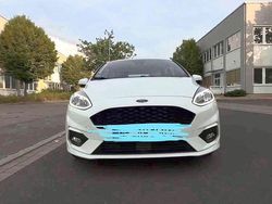 Weiß Gebraucht 2021 Ford Fiesta ST-Line Limousine | 14.500 € (Fairer Preis)