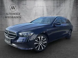 Blau Gebraucht 2020 Mercedes E300 Limousine | 31.950 € (Etwas zu teuer)