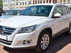 Weiß Gebraucht 2010 VW Tiguan Sportline SUV | 11.999 € (Teuer)