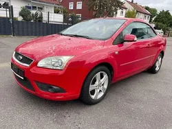 Rot Gebraucht 2007 Ford Focus Cabriolet Cabrio | 3.500 € (Fairer Preis)