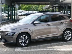 Silky bronze / met Gebraucht 2022 Hyundai Kona Edition 30+ SUV | 18.790 € (Fairer Preis)