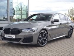 Grau Gebraucht 2021 BMW M550 Performance Limousine | 48.900 € (Guter Preis)