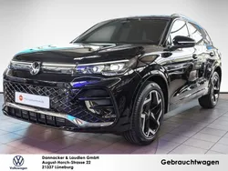 Deep black perleffekt Gebraucht 2024 VW Tiguan R-line SUV | 49.990 €