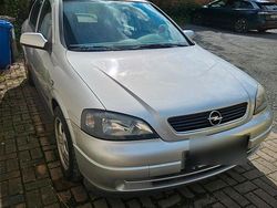 Silber Gebraucht 2003 Opel Astra Limousine | 550 € (Guter Preis)