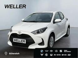 Super white 2 (weiss) Neu 2025 Toyota Yaris Hybrid Comfort Limousine | 23.980 € (Guter Preis)