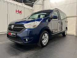 Blau Gebraucht 2017 Dacia Dokker Lauréate Van | 7.990 € (Fairer Preis)
