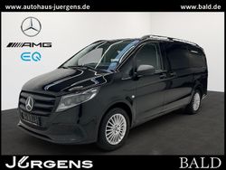 Obsidianschwarz metallic Gebraucht 2024 Mercedes Vito Van / Kleinbus | 50.240 €