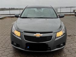 Grau Gebraucht 2011 Chevrolet Cruze Limousine | 4.200 € (Guter Preis)