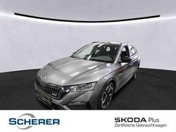 Grau Gebraucht 2022 Skoda Octavia RS Kombi | 31.680 € (Teuer)