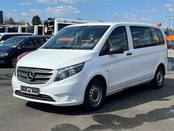 Weiß Gebraucht 2016 Mercedes Vito Van / Kleinbus | 11.600 € (Teuer)