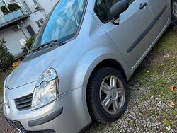 Silber Gebraucht 2007 Renault Modus Van / Kleinbus | 999 €