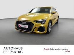 Pythongelb metallic Gebraucht 2024 Audi A3 Sportback e-tron Business Limousine | 33.400 € (Teuer)