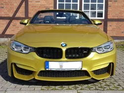 Gelb Gebraucht 2015 BMW M4 Cabriolet M Performance Cabrio | 54.500 € (Fairer Preis)