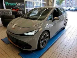 Vaporgrau Gebraucht 2023 Cupra Born Kleinwagen | 22.990 € (Guter Preis)