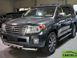 Grau Gebraucht 2014 Toyota Land Cruiser Executive SUV | 49.888 € (Etwas zu teuer)